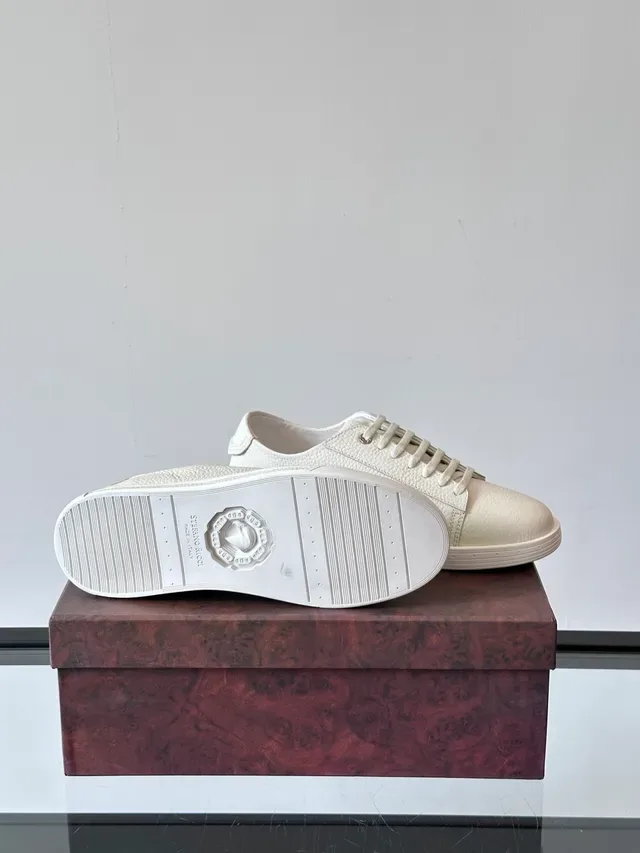 Off-White Pebbled Leather Low-Top Lifestyle Sneakers 2