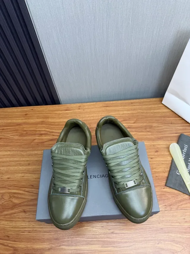 Olive Green Leather Low-Top Lace-Up Sneaker 2