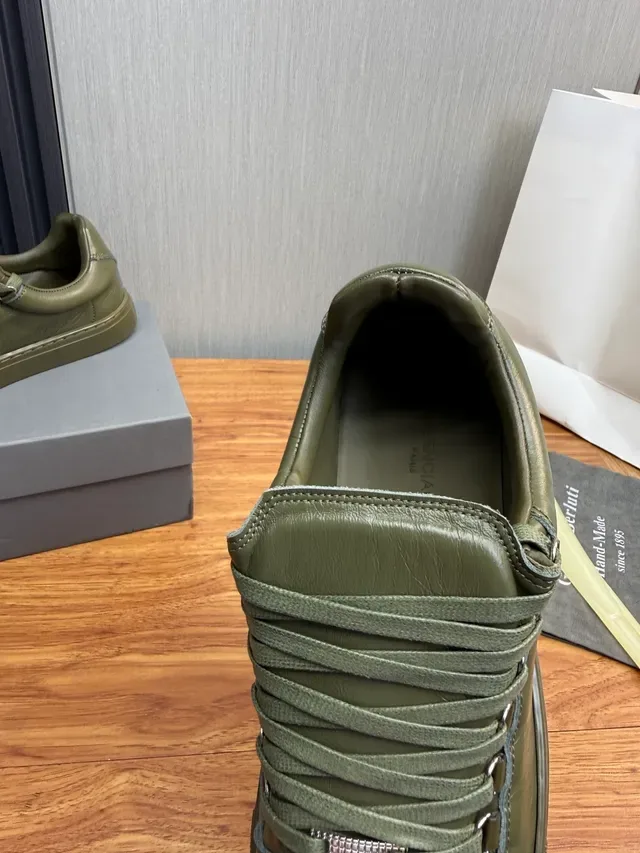 Olive Green Leather Low-Top Lace-Up Sneaker 9
