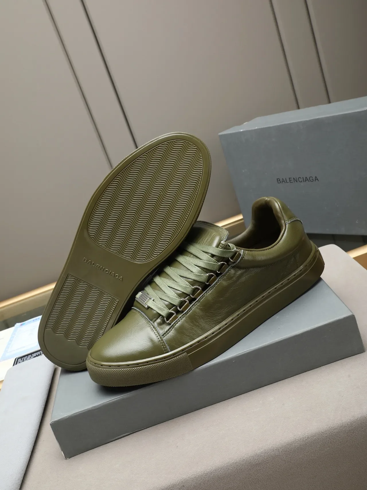 Olive Green Smooth Leather Low-Top Sneaker 4