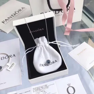 Pandora 蓝色宝石镶边吊坠项链