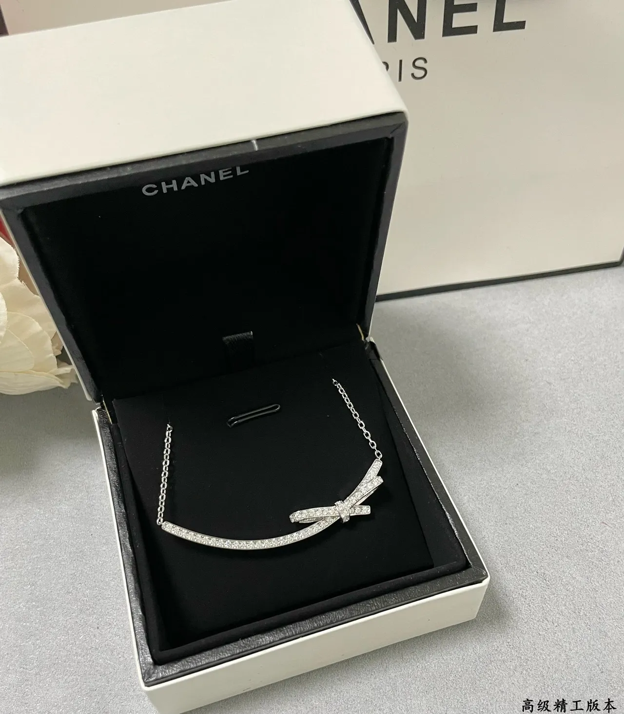 Pavé-Set Curved Bar Bow Motif Necklace 5