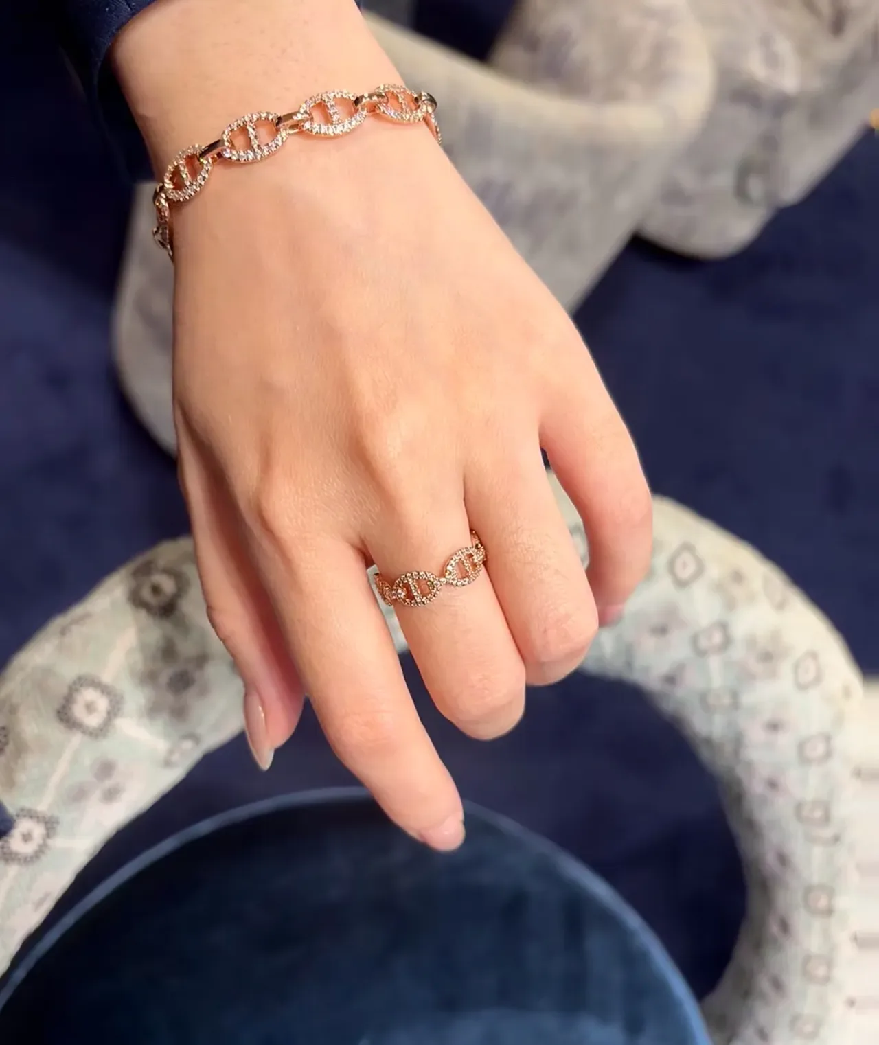 Pavé-Set Oval Link Rose Gold Tone Bracelet 3