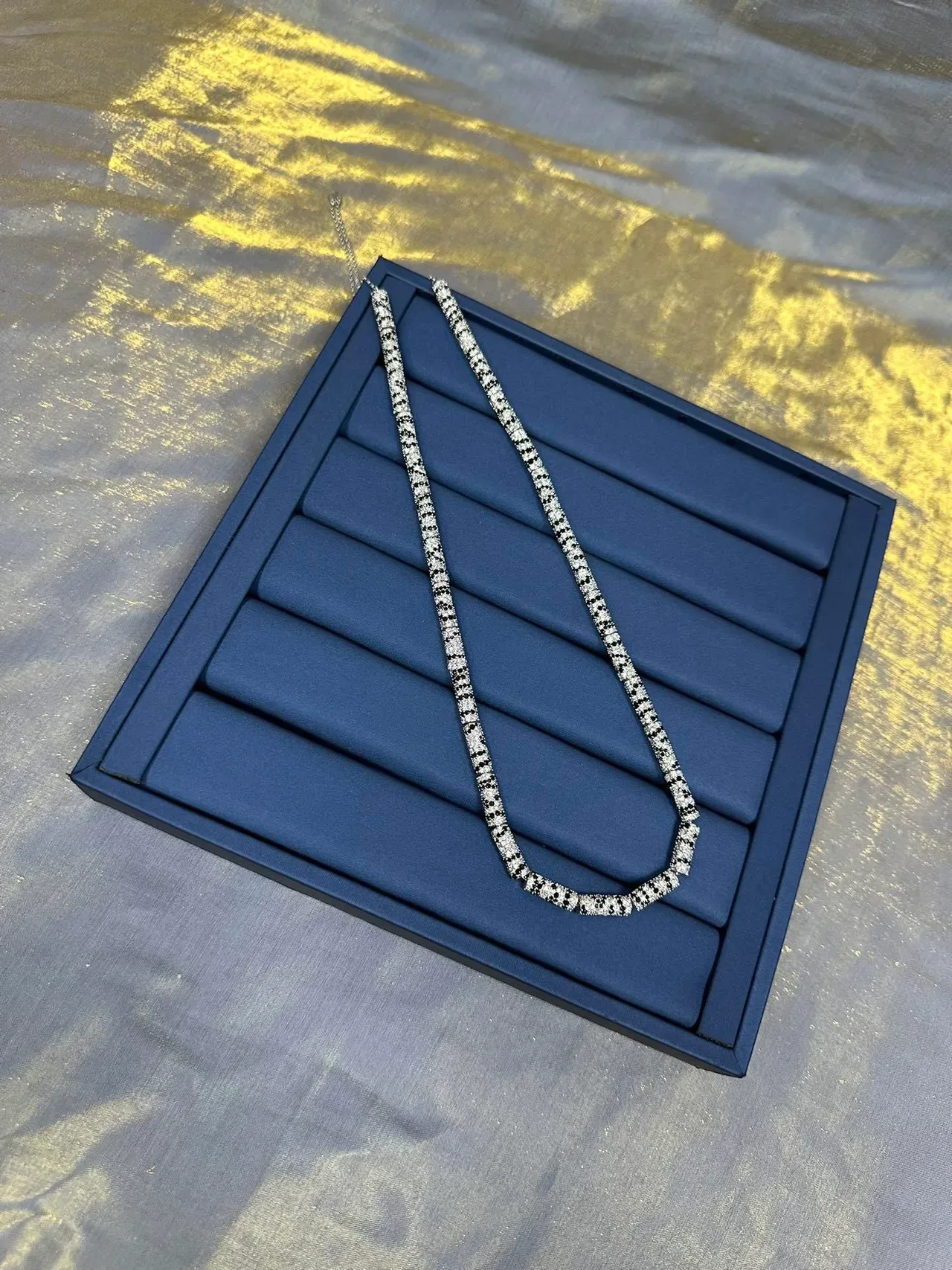 Pavé-Set Two-Tone Chunky Chain Necklace 5