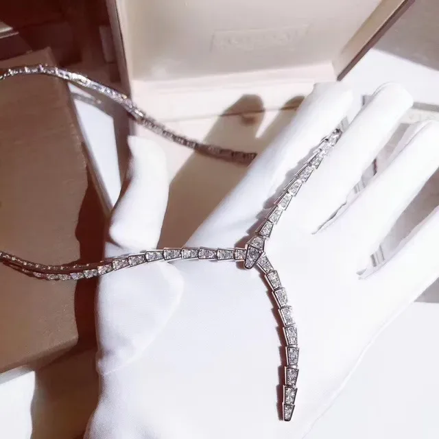Pavé-Set Y-Shaped Geometric Necklace 2