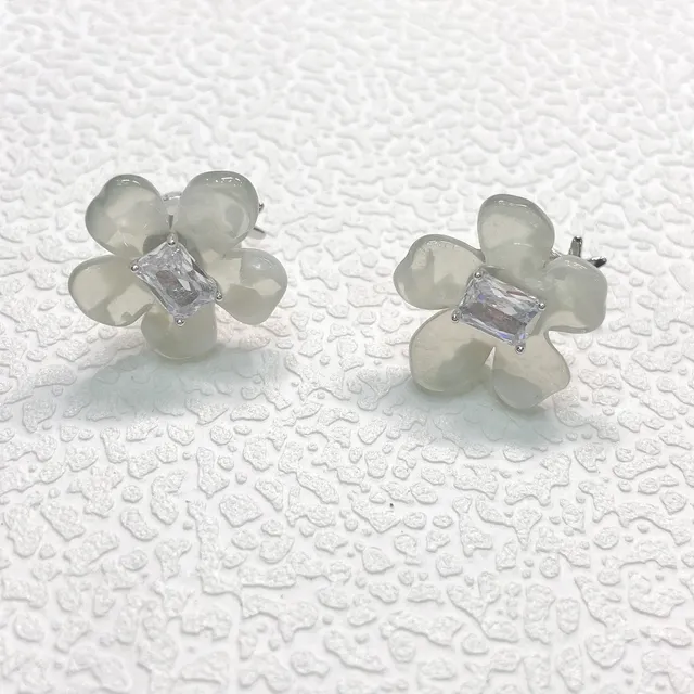 Pink White Flower-Shaped Resin-Like Petals Earrings 3