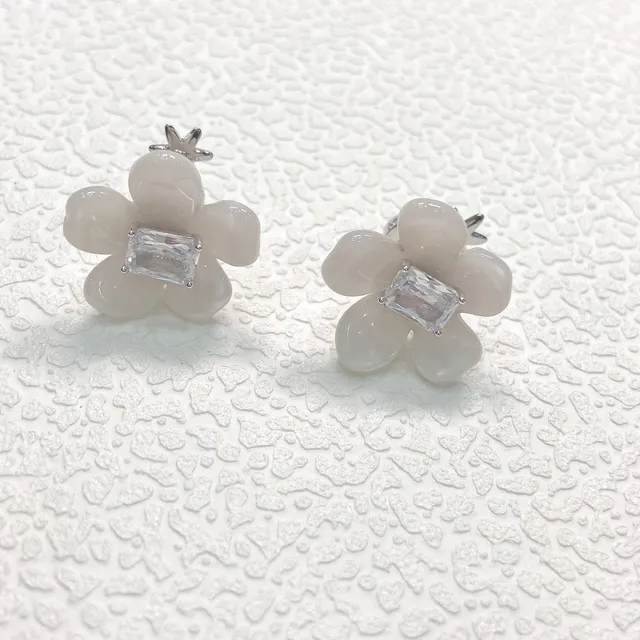 Pink White Flower-Shaped Resin-Like Petals Earrings 5