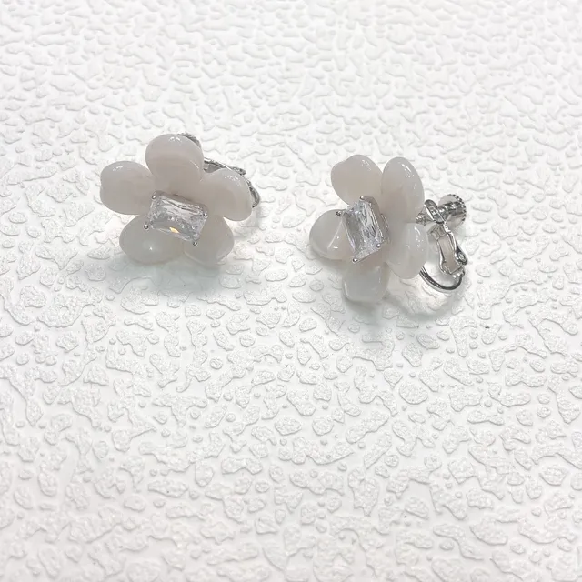 Pink White Flower-Shaped Resin-Like Petals Earrings 9