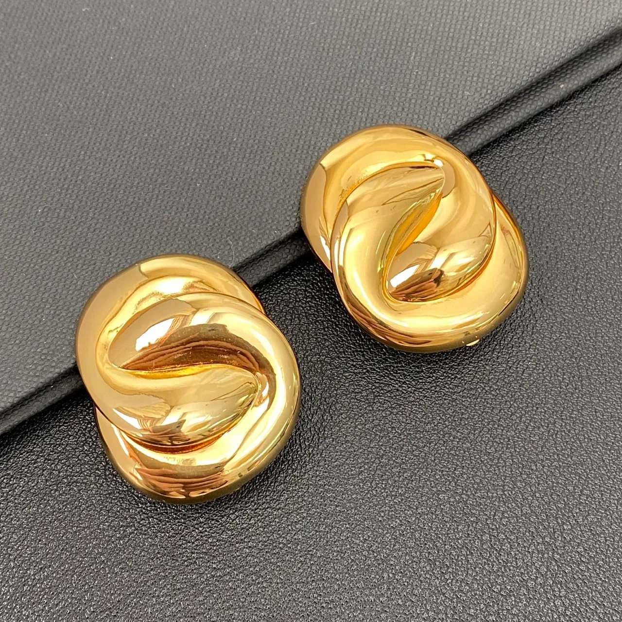 Polished Gold-Tone Twisted Knot Stud Earrings 7