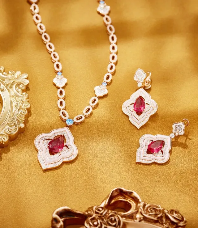 Red Gold Metal Faceted Teardrop Gemstone Necklace 6