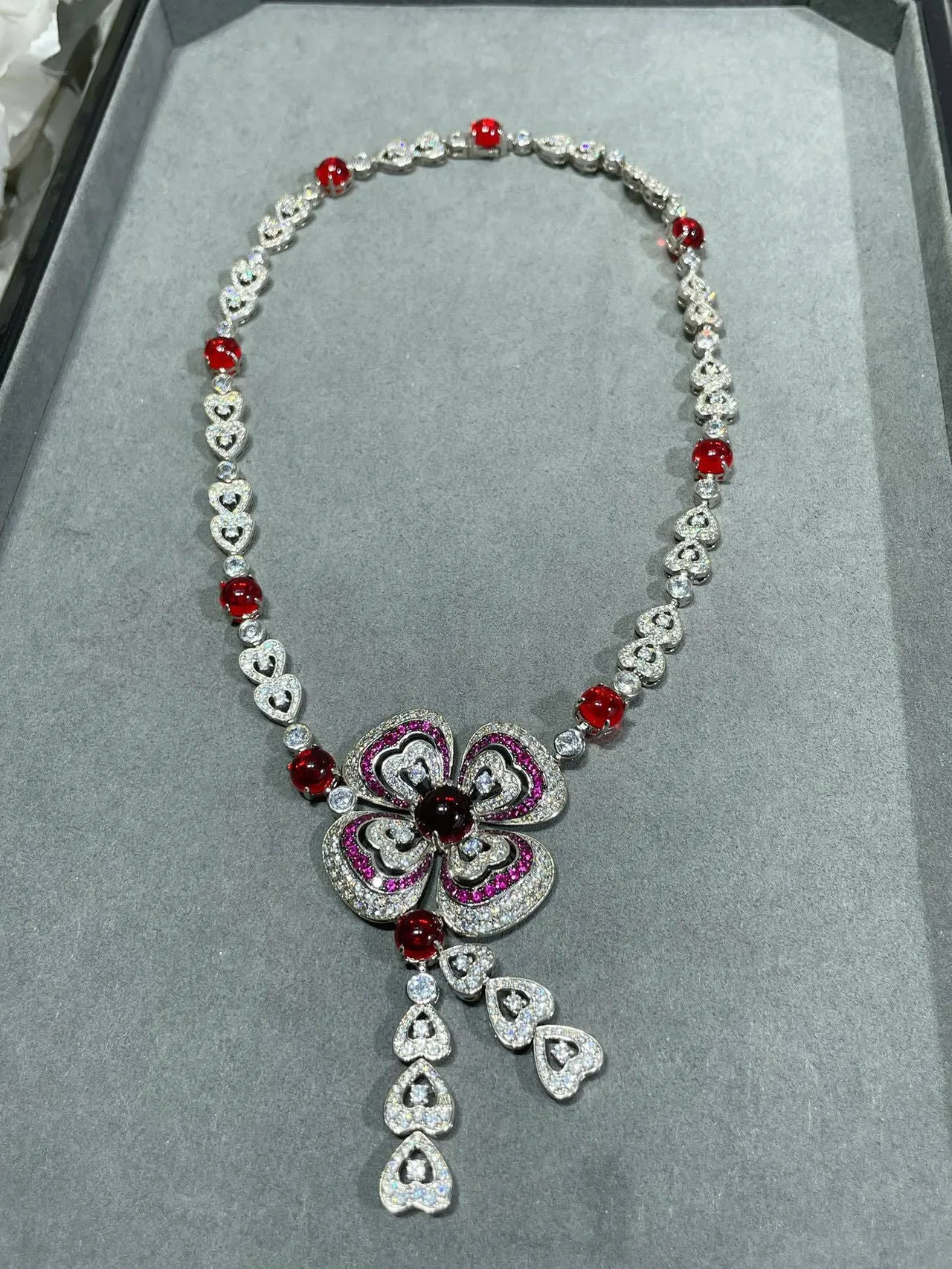 Red Pink Floral Pendant Heart-Link Chain Necklace 7