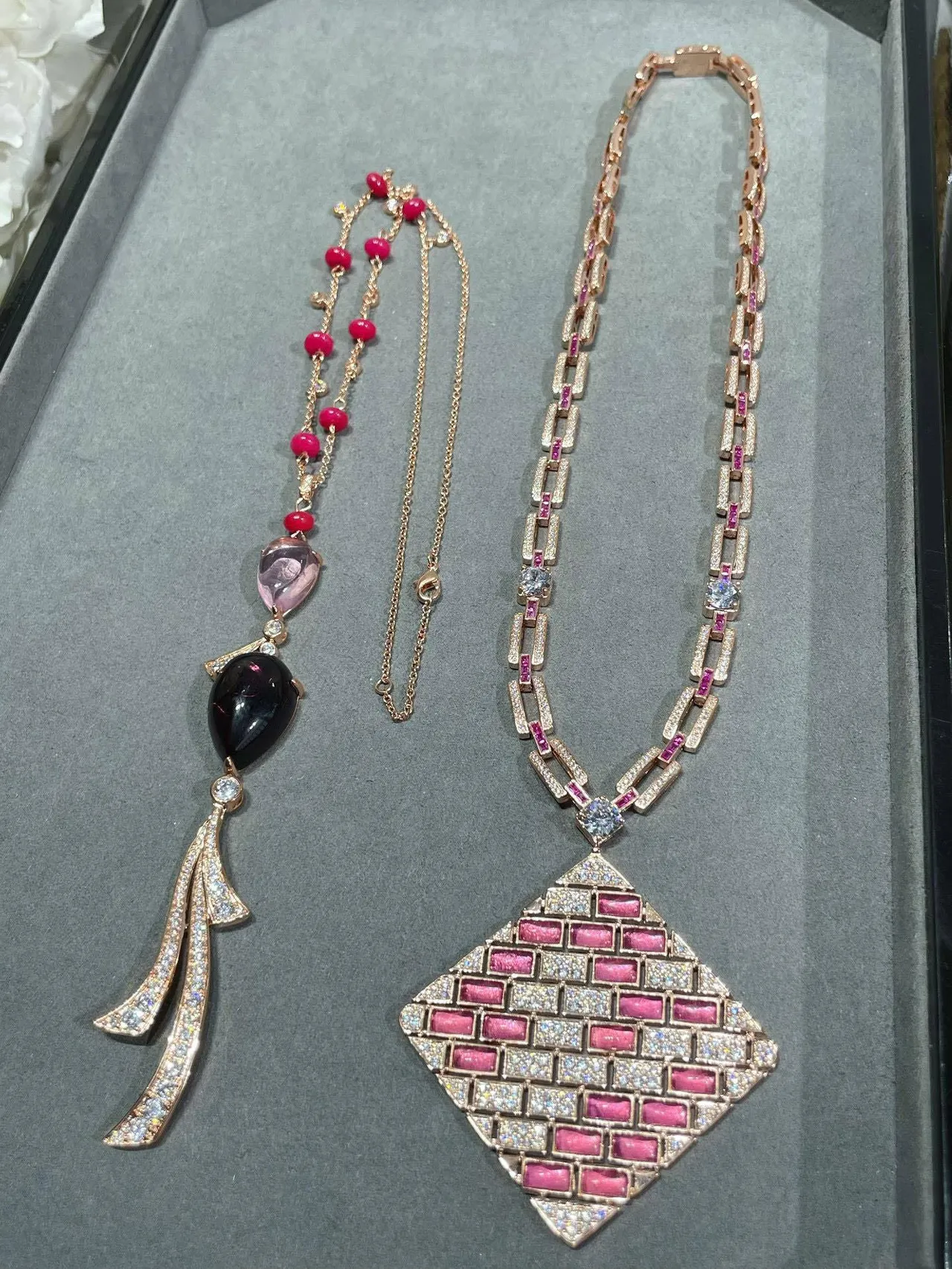 Red Pink Floral Pendant Heart-Link Chain Necklace 5