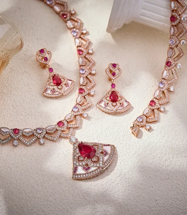 Rose-Gold Heart Motif Crystal Gemstone Bracelet 2