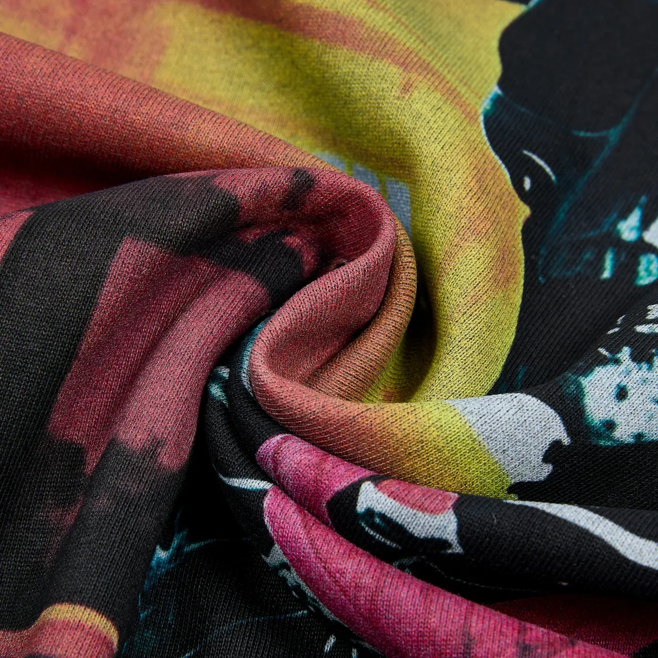 ROUGH PLAY Graphic-Print Distressed Hem T-Shirt 4