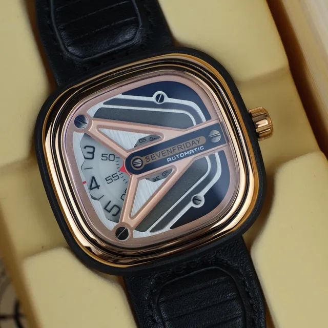 SevenFriday Automático Preto Dourado Aberto Trabalhado Geométrico Gaiola Assimétrico Disposição do Cadran Relógio Mecânico 5