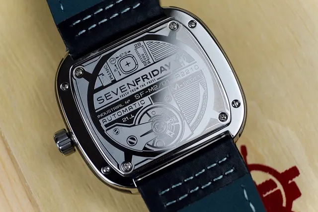 SevenFriday P-Series Plata Negro Cuadrado Cojín Carcasa Multinivel Giratorio Disco Cadran Reloj Mecánico 5