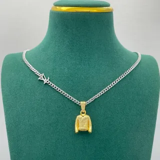 Pendentif chaîne curb argent or forme veste