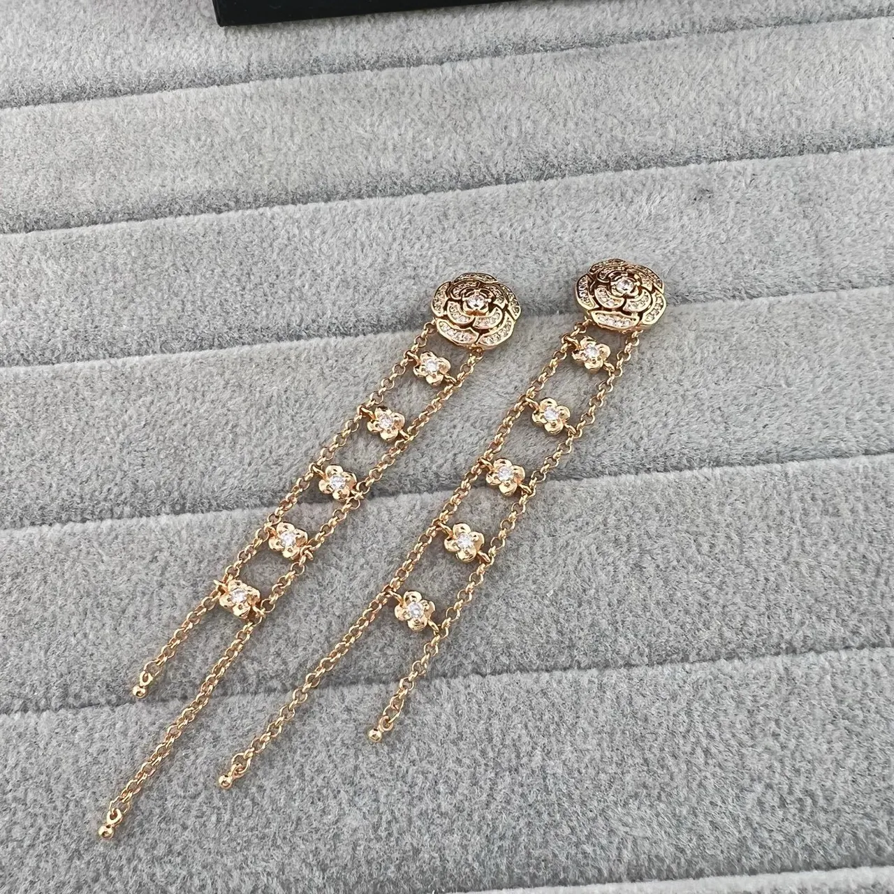 Silver Gold Floral Motif Pavé-Set Stones Bracelet 7