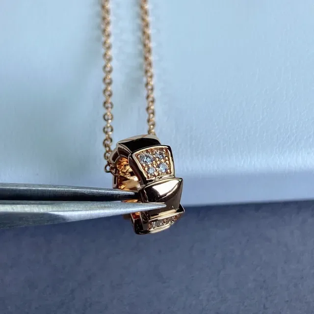Silver Gold Geometric Bow-Shaped Pendant Pavé-Set Clear Stones Necklace 6
