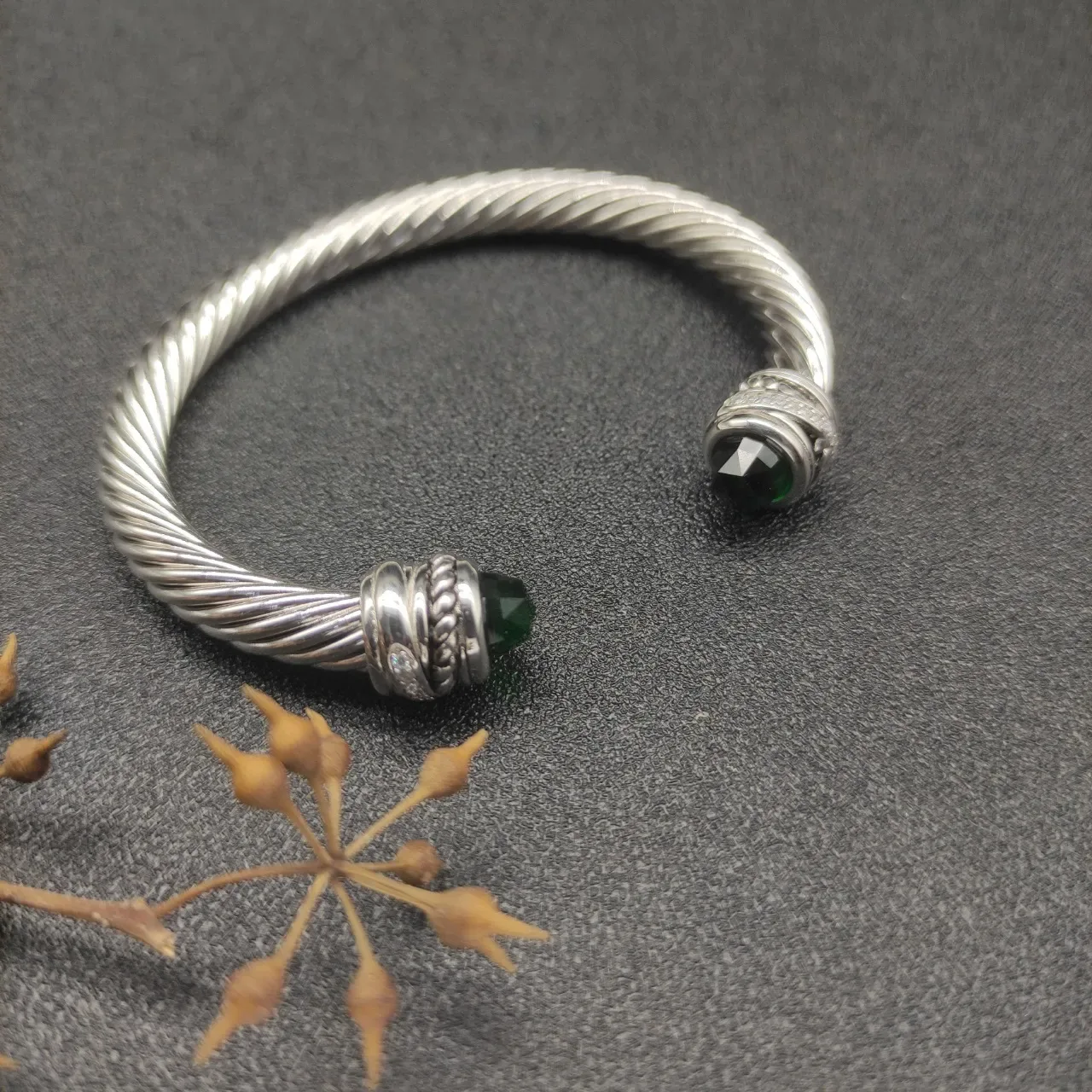 Silver Green Twisted Cable Faceted Stone Terminals Bracelet 9