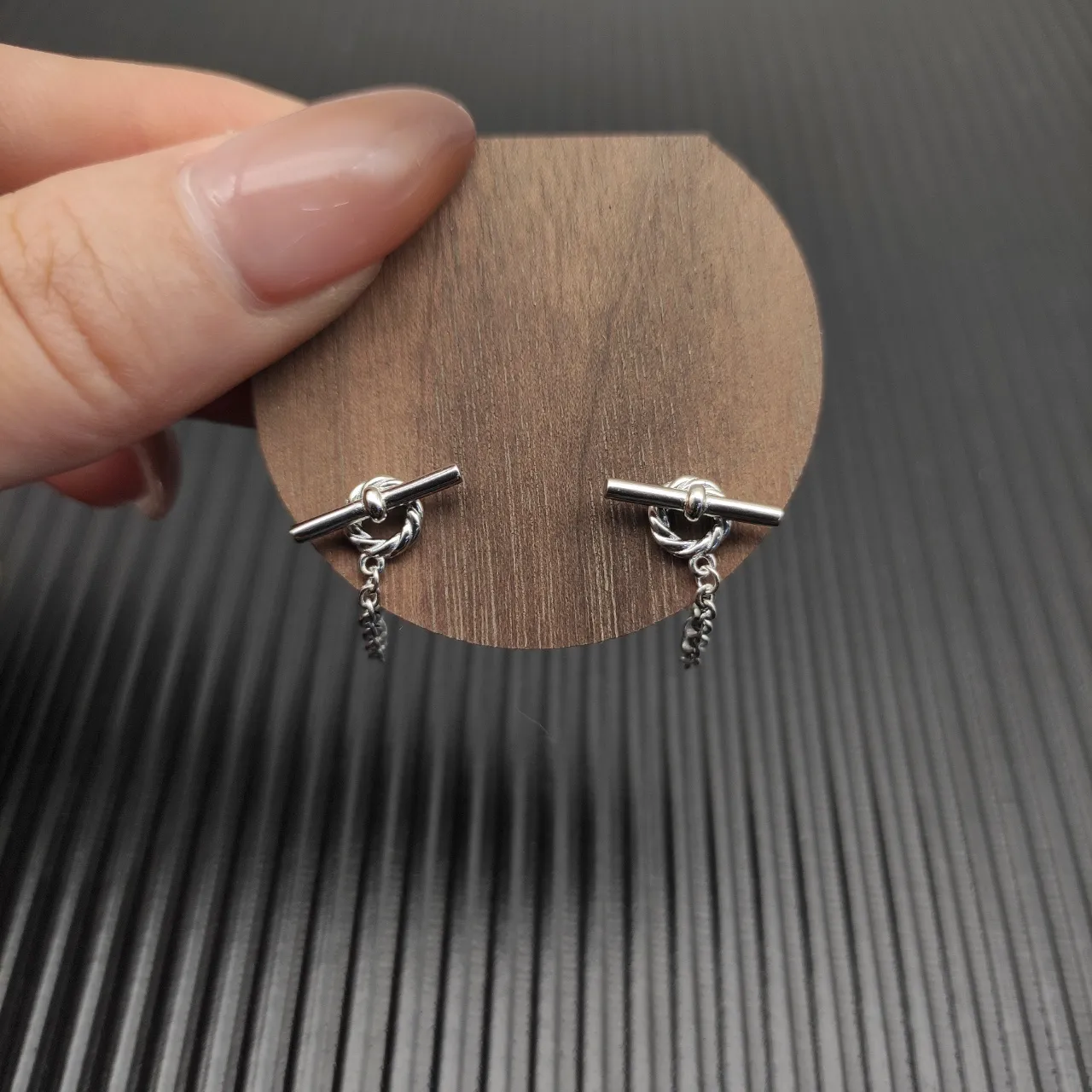 Silver Knot Toggle Chain Drop Earrings 6