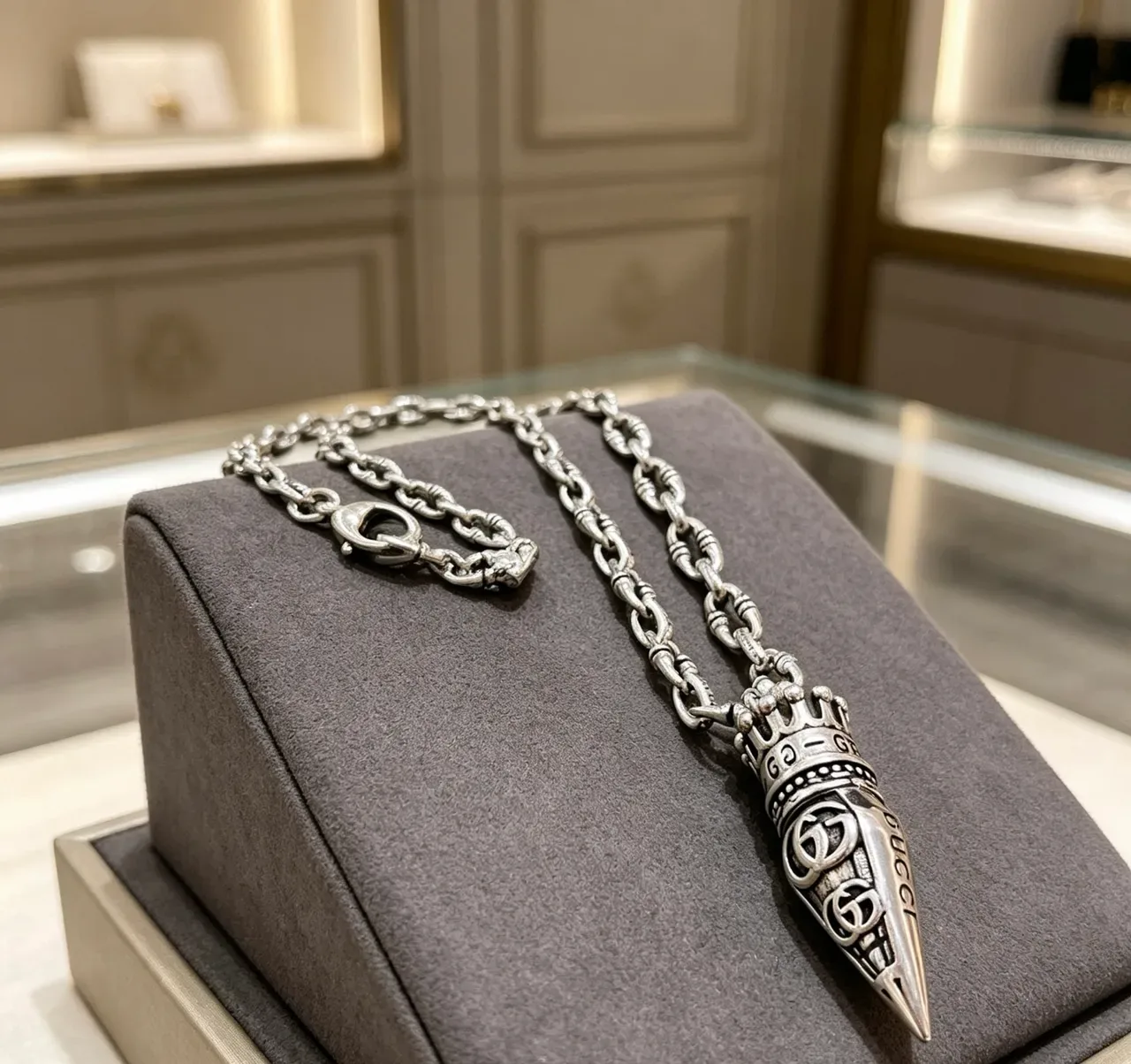 Silver Ornate Crown-Topped Dagger Pendant Textured Link Chain Jewelry 8