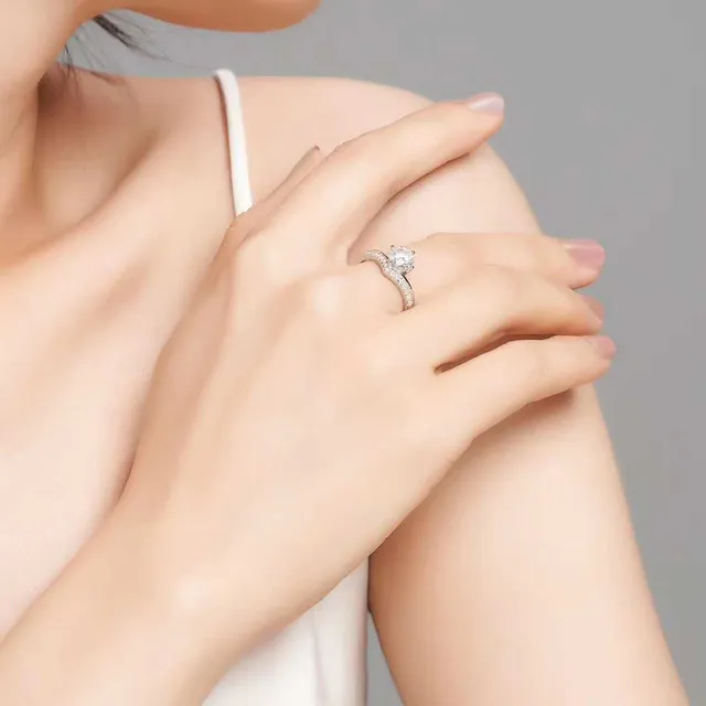 Silver Solitaire Center Stone Split Shank Band Ring 3