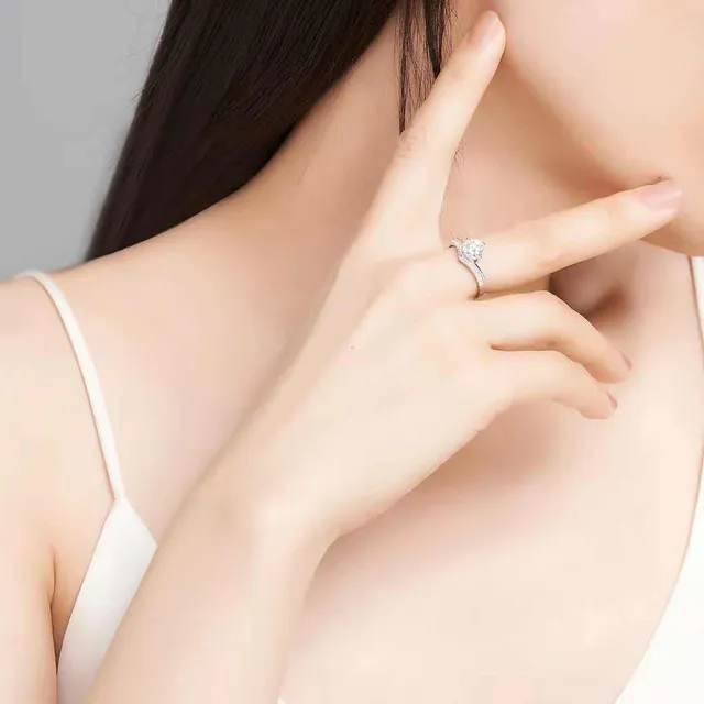 Silver Solitaire Center Stone Split Shank Band Ring 4