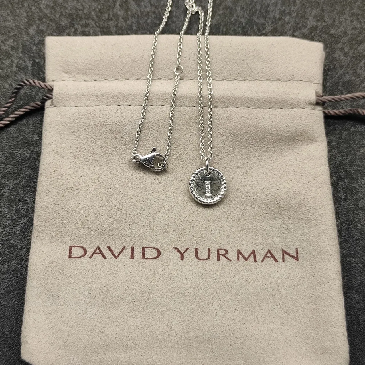 Silver-Tone Rope-Edge Initial 'I' Disc Pendant Necklace 5
