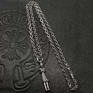 Silver-Tone Skull Figure Pendant Necklace 7