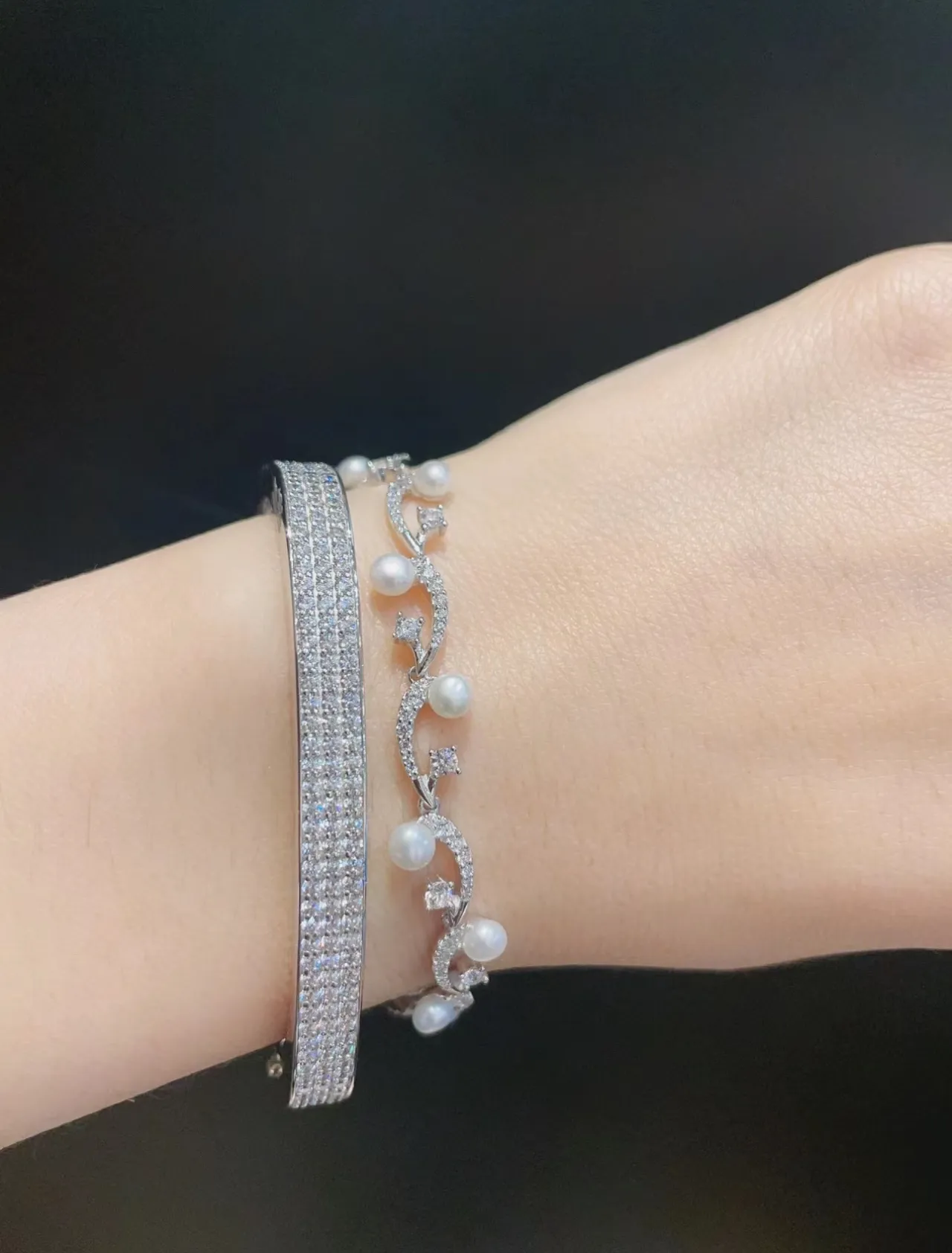 Silver-Tone Star and Pearl Vine Bracelet 6