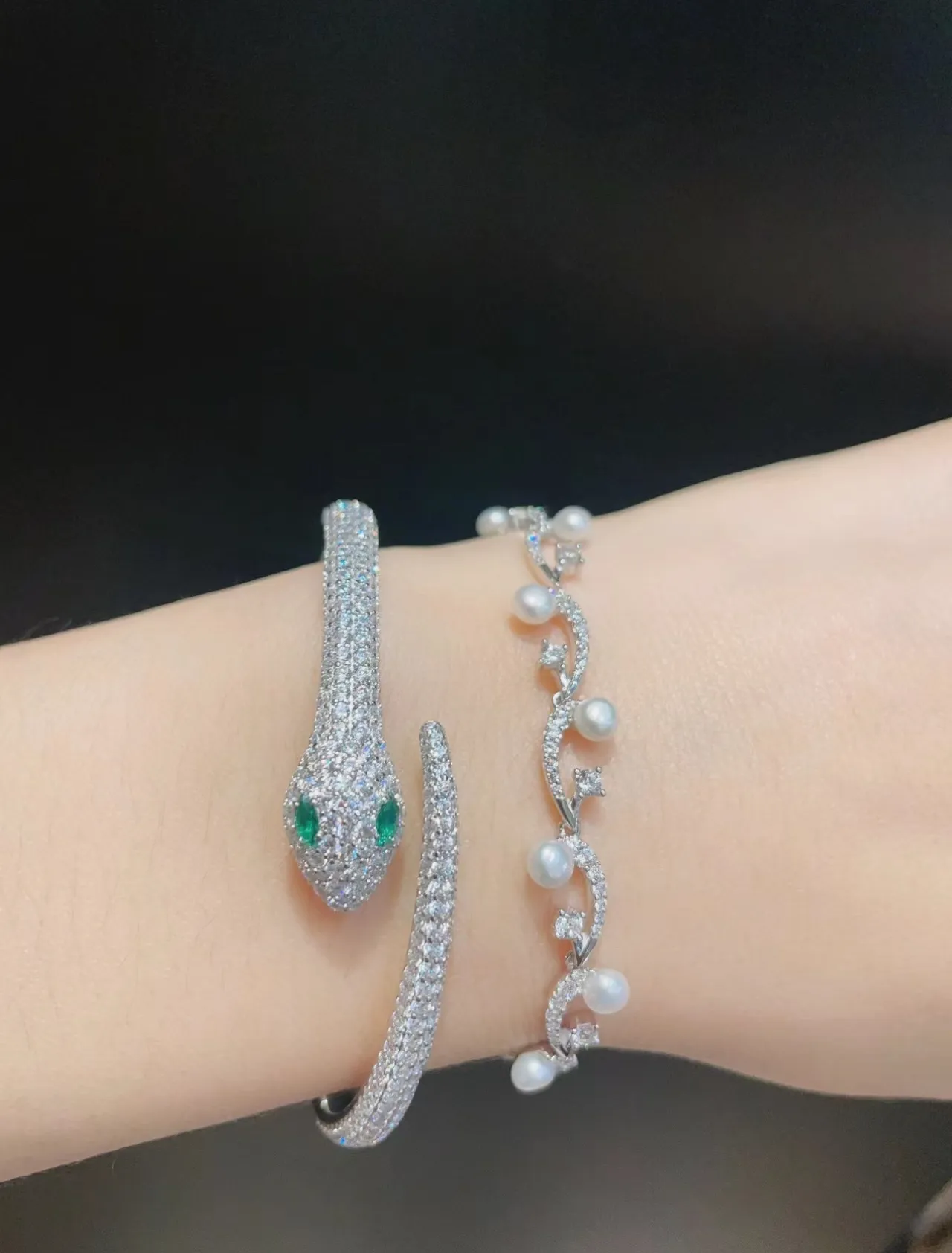 Silver-Tone Star and Pearl Vine Bracelet 8