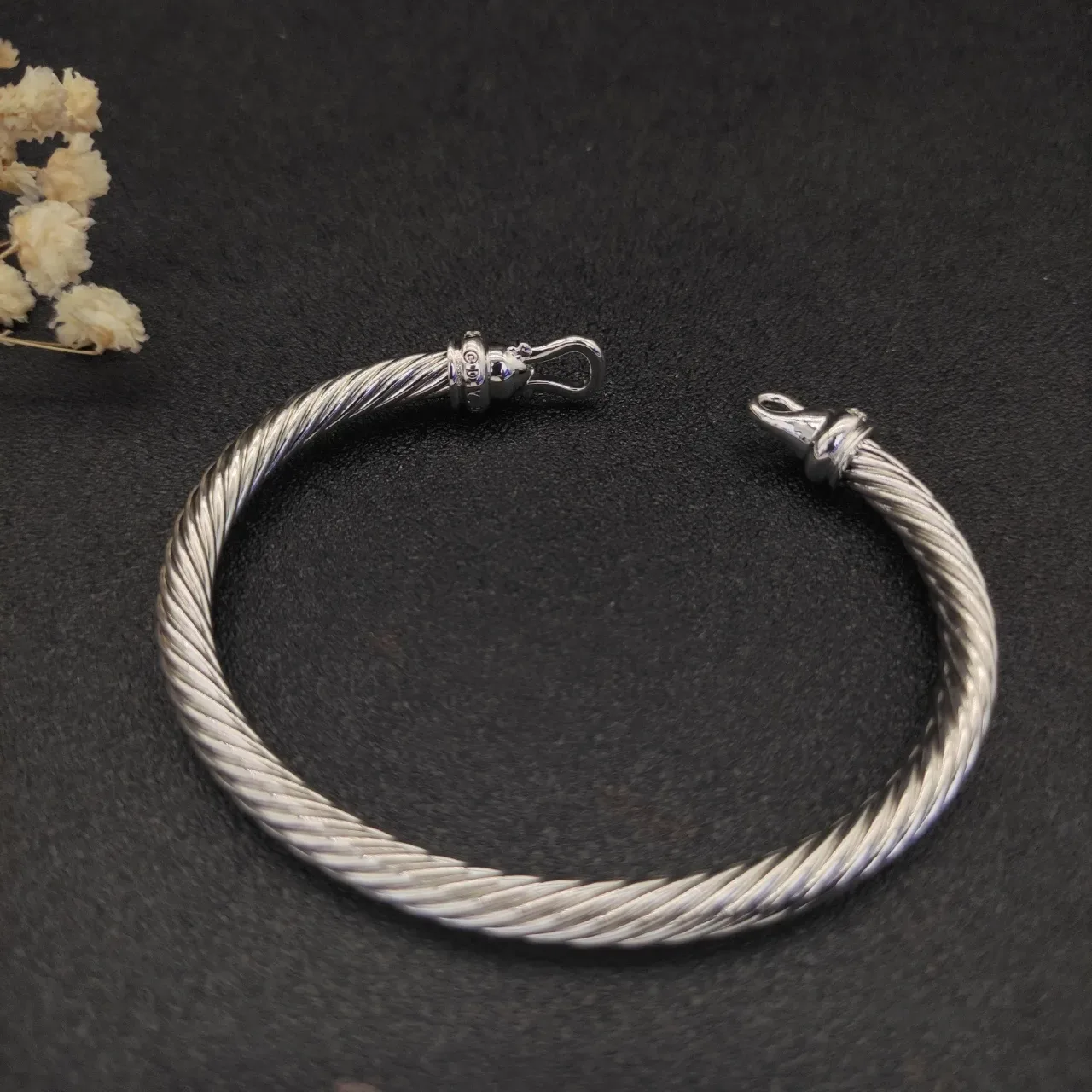 Silver Twisted Cable Hook-and-Eye Clasp Bracelet 4