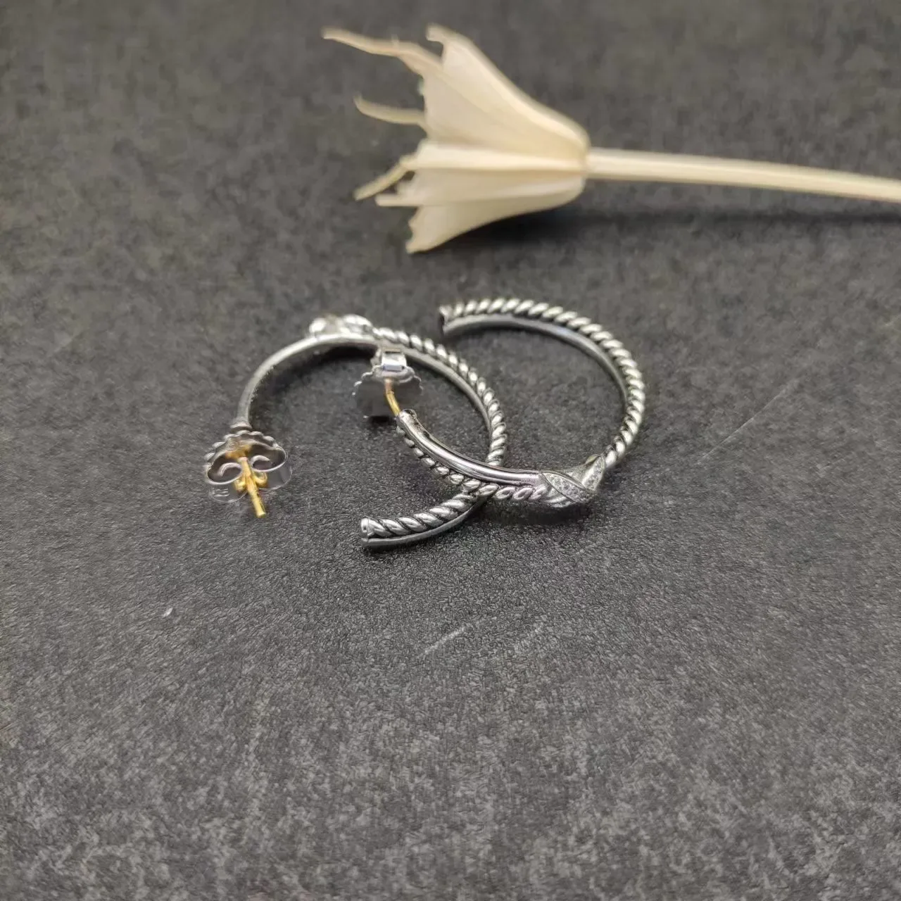 Silver Twisted Rope Texture Leaf-Shaped Embellishments Earrings 8