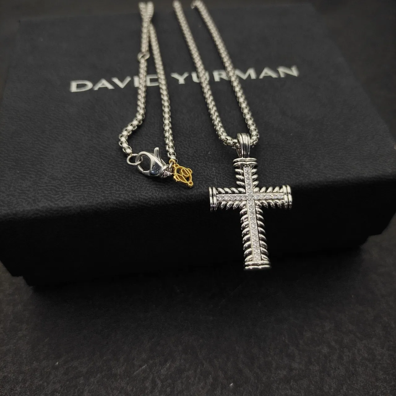 Silver White Cross-Shaped Pendant Twisted Rope-Textured Metal Necklace 5