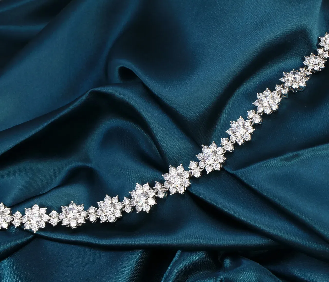Silver White Floral Cluster Motif Multi-Stone Pave Setting Necklace 7