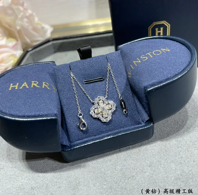 Silver Yellow Floral Quatrefoil Pendant Pave-Set Clear Stones Necklace 7