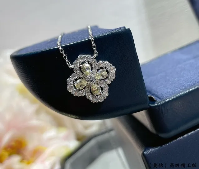 Silver Yellow Floral Quatrefoil Pendant Pave-Set Clear Stones Necklace 8