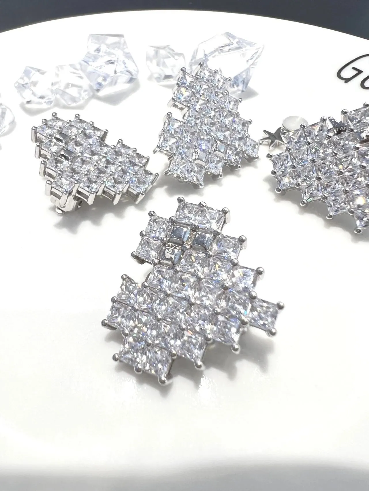 Transparent Silver Clustered Square-Cut Crystals Geometric Snowflake-Like Layout Earrings 7