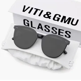 VITI & GMU Black Rounded-Square Frame Sunglasses