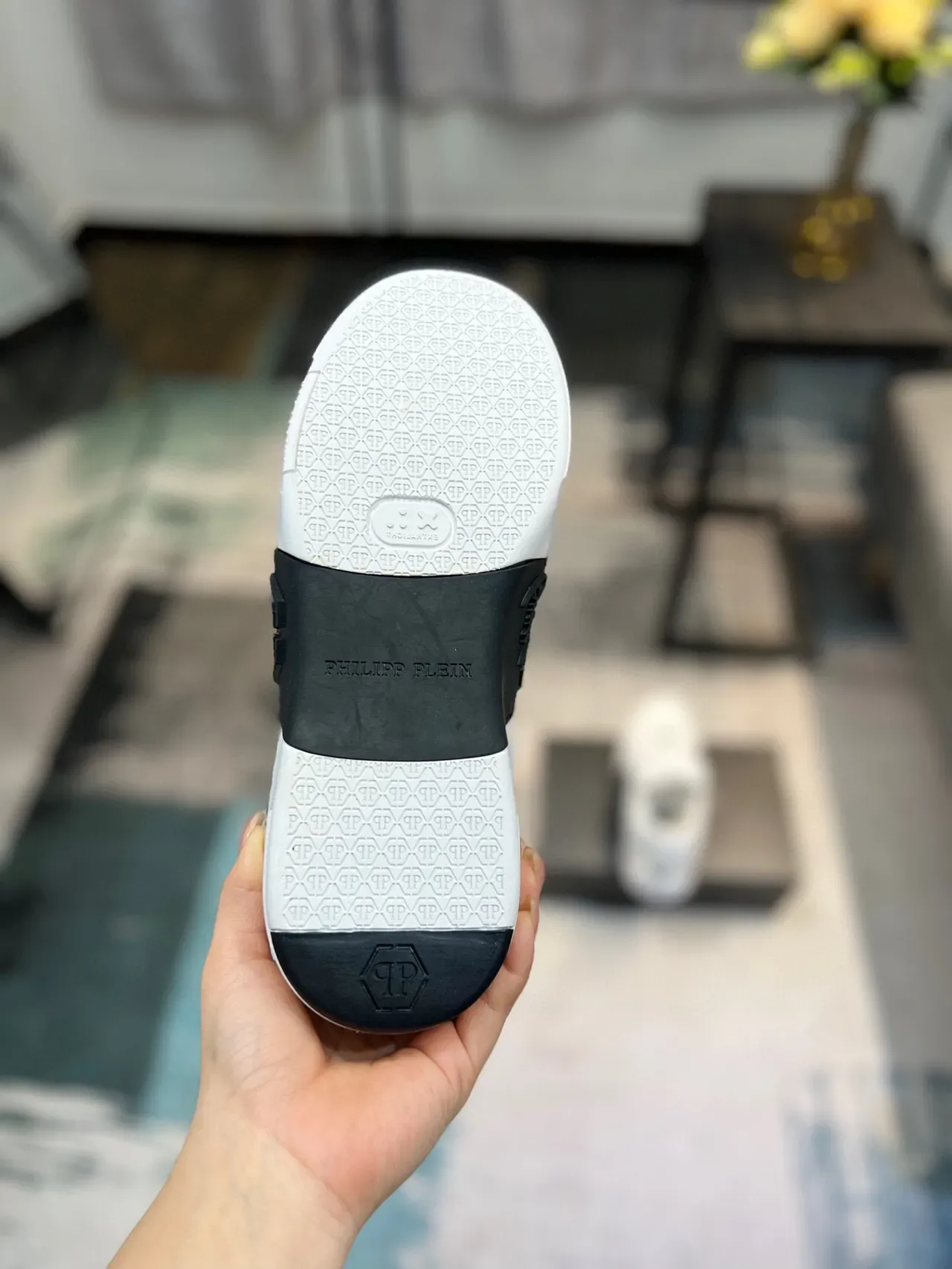 White Black Leather-Like Upper Perforated Toe Box Sneakers 3