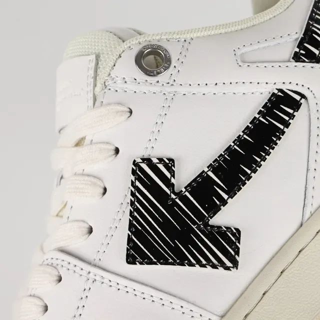 White Black Leather Upper Stitched Arrow Graphic Sneakers 6