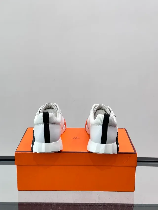 White Black Textile Upper Sculpted Ridged Midsole Sneakers 3