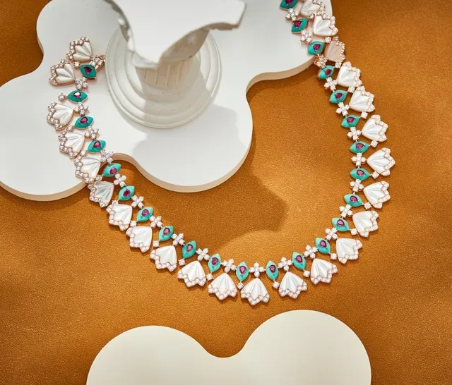 White Blue Fan-Shaped Enamel Turquoise Teardrop Necklace 6