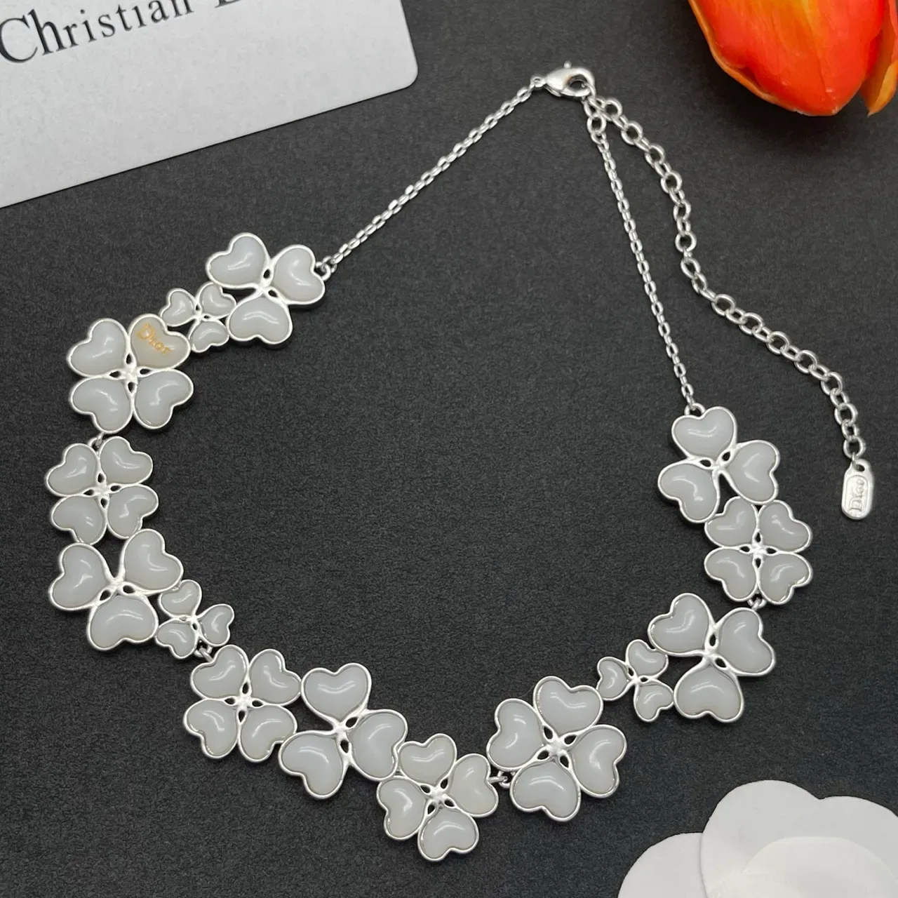 White Floral Heart Motif Silver-Tone Necklace 6
