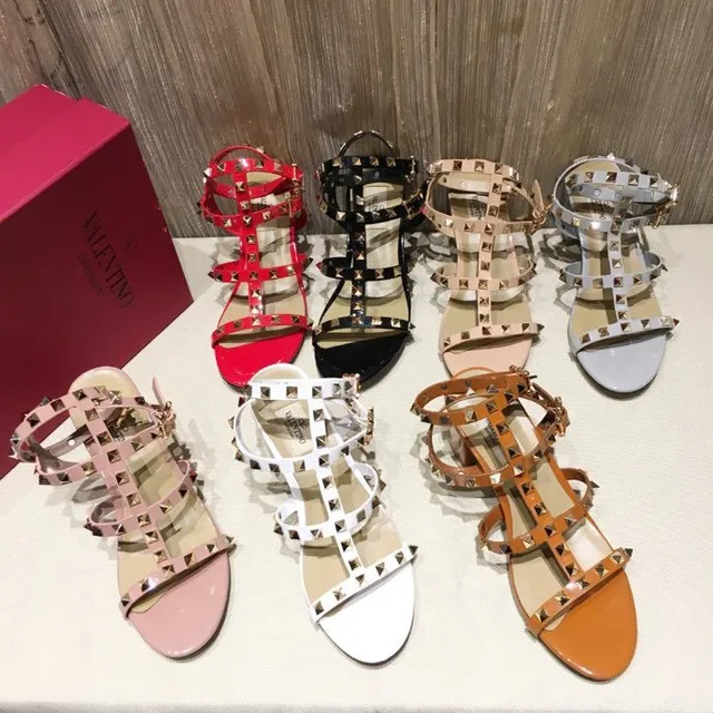 White Gold Leather-Like Upper Pyramid Studs Gladiator Sandals 6