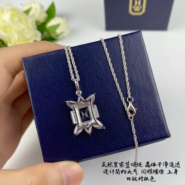 Winston Blue Silver Starburst Floral Motif Cushion-Cut Central Stone Necklace 9