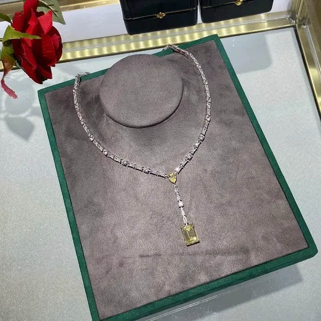 Yellow and Clear Stone Y-Shaped Lariat Necklace 5