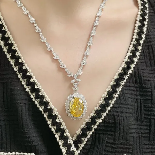 Yellow Silver Leaf-Motif Chain Oval-Cut Gemstone Necklace 9