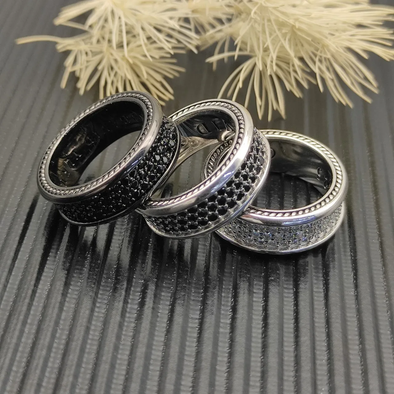 Yurman Wide Pavé Black Stone Ring 3